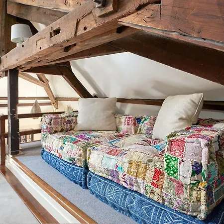 Daire One Sauna & Jacuzzi