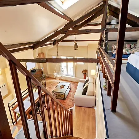 One Sauna & Jacuzzi Appartement Versailles