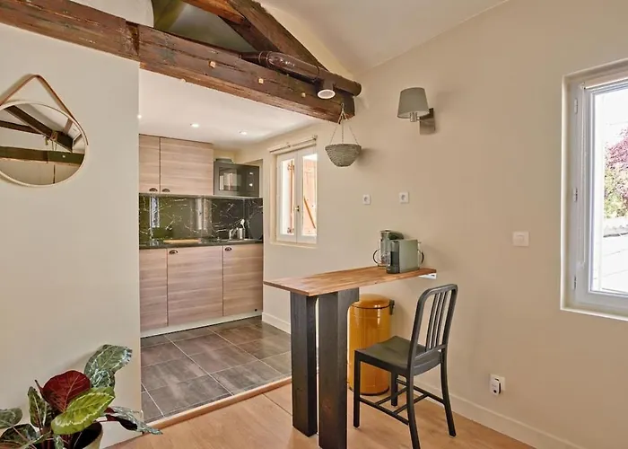 One Sauna & Jacuzzi Versalles